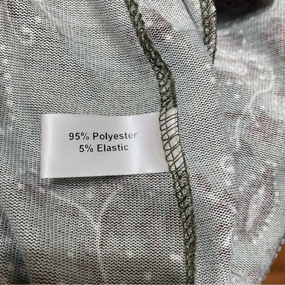 Yak and yeti dress size L. - Picture 10 of 10